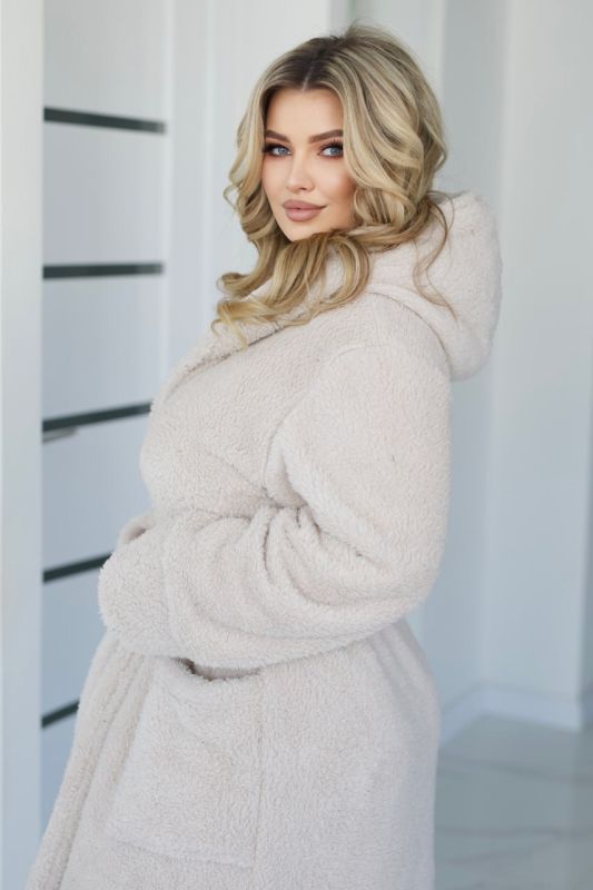 Халат махровый (Unisex) молочного цвета