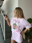 Женский костюм с ярким принтом MATCHA розового цвета
