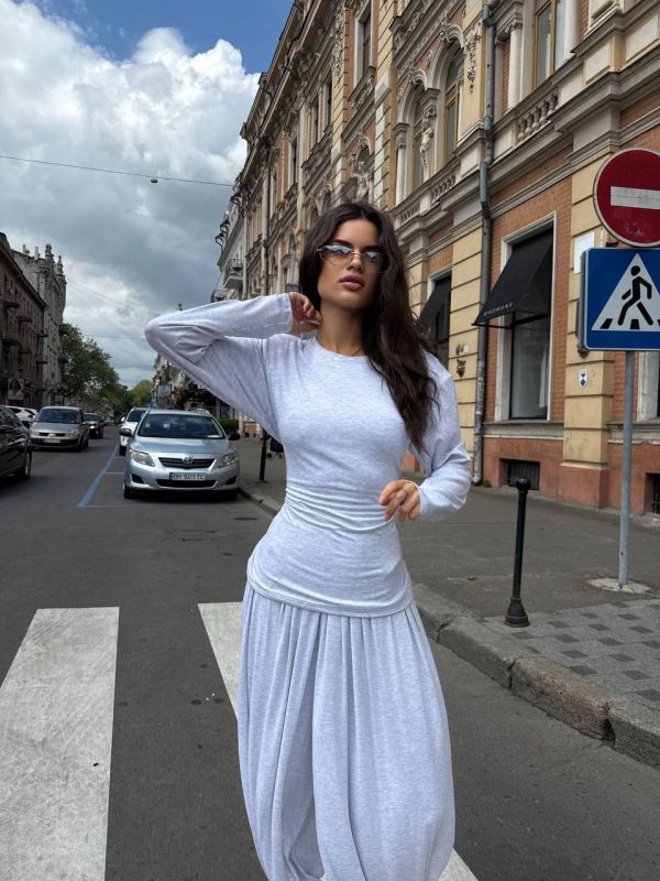 Стильный костюм кофты и брюки Аладины цвета меланж